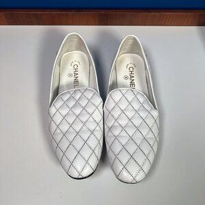 Chanel Ivory Calfskin Zig Zag Stitched CC Loafers US size 9.5, EU 40C